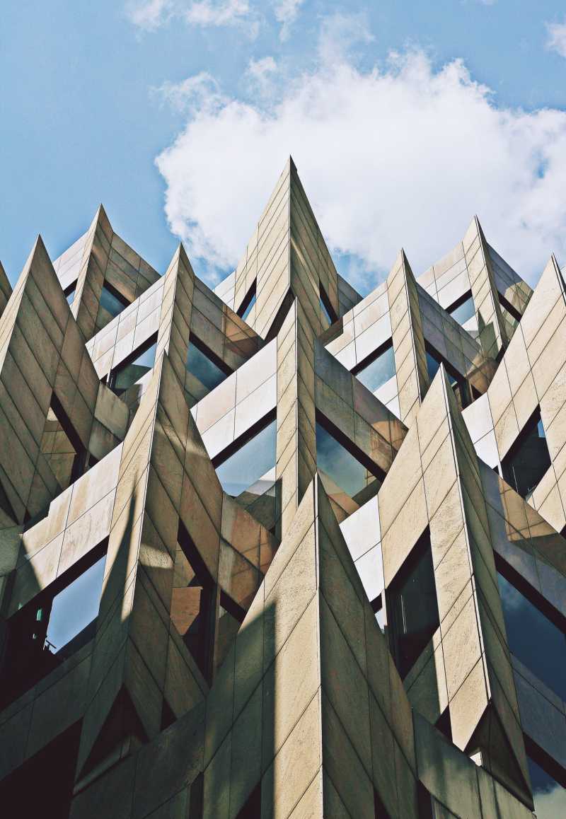 Seni Menjalin Hubungan